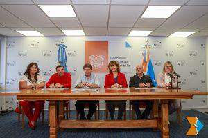 170123-Firma-seguna-etapa-Hospital2-300x200
