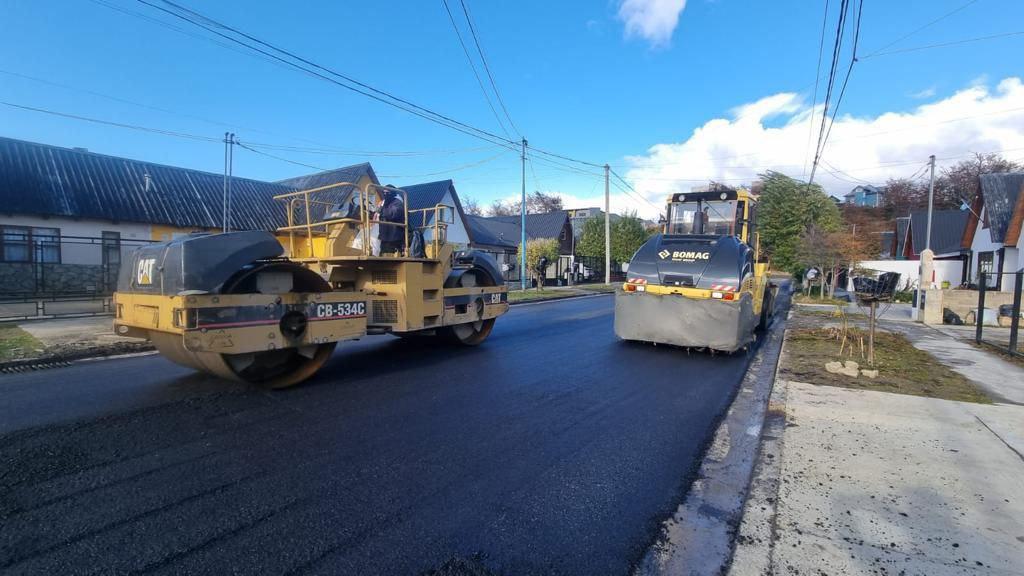 photo_5057557723616488424_y