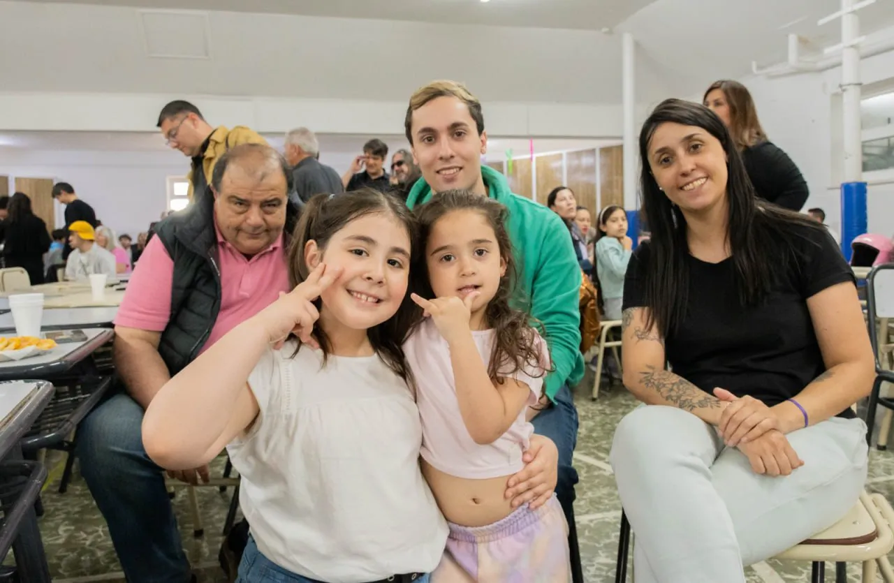 photo_5048844562121558801_y