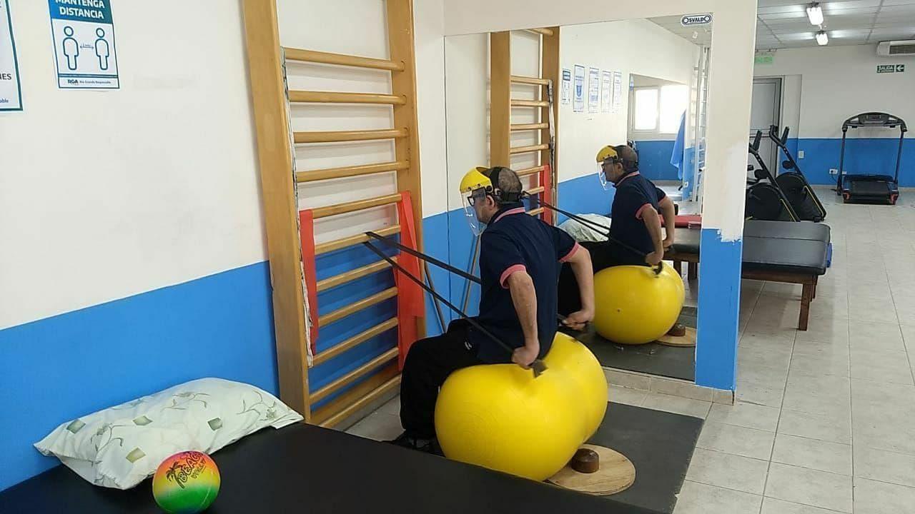photo1628618164