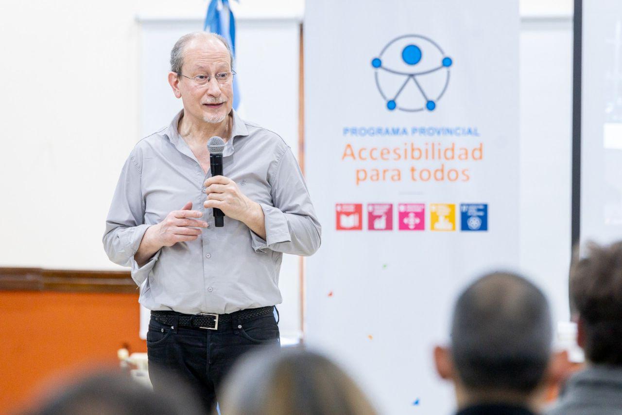 photo_5141354244958432754_y