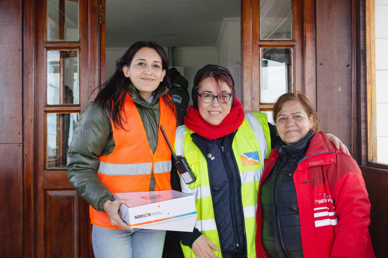 9e169f4a-3631-41b9-825f-ddba35272cbc