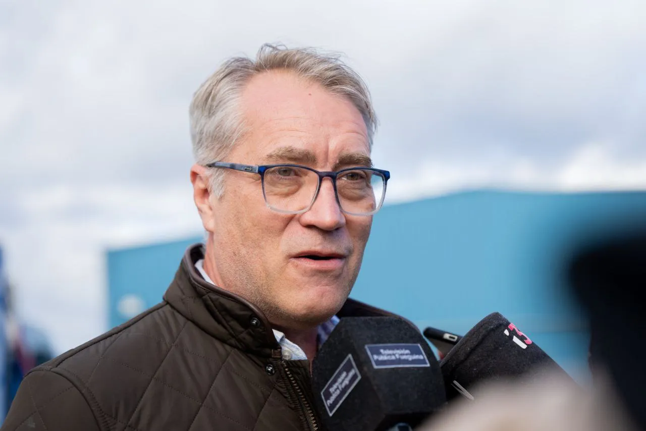 photo_5046592762307873671_y