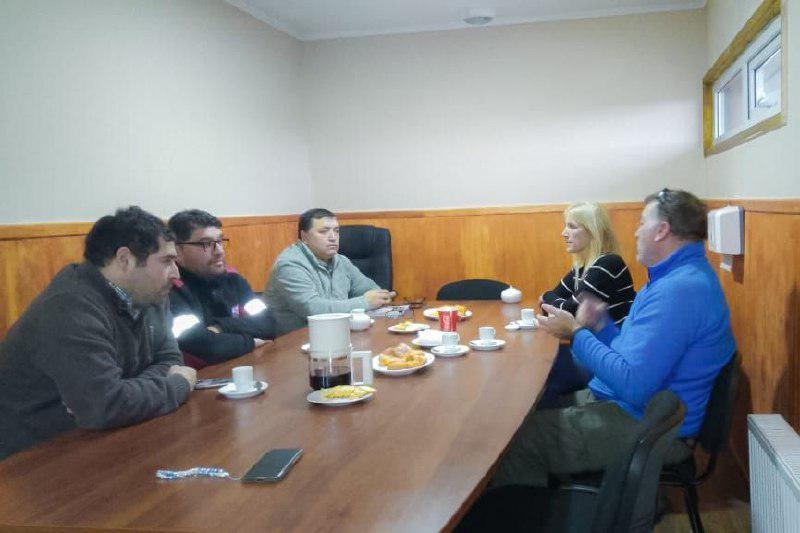 photo_5159312538310126448_x