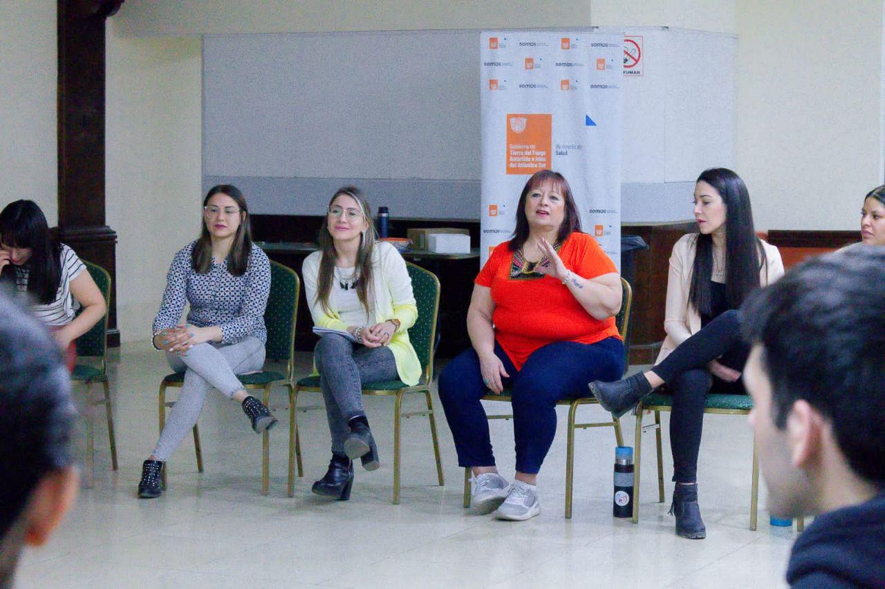 photo_4913537956829047777_y