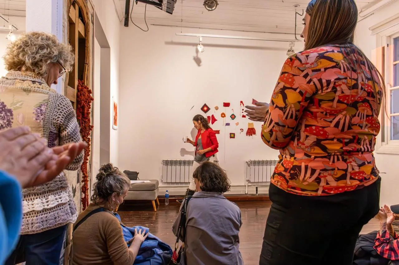 photo_4974734626547412646_y