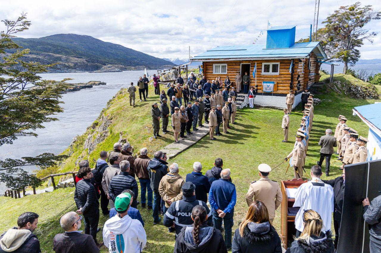 photo_5055752454372699231_y