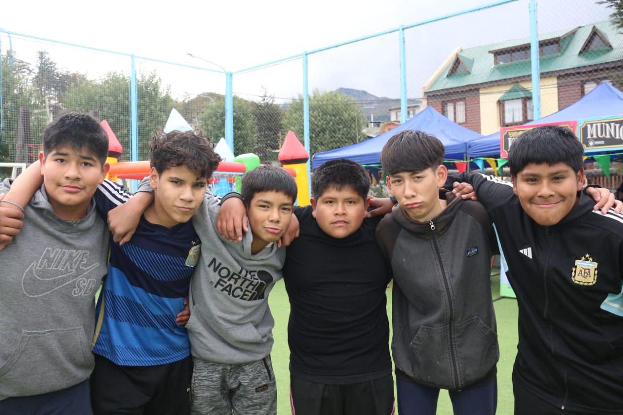 photo_5168077174991858808_y