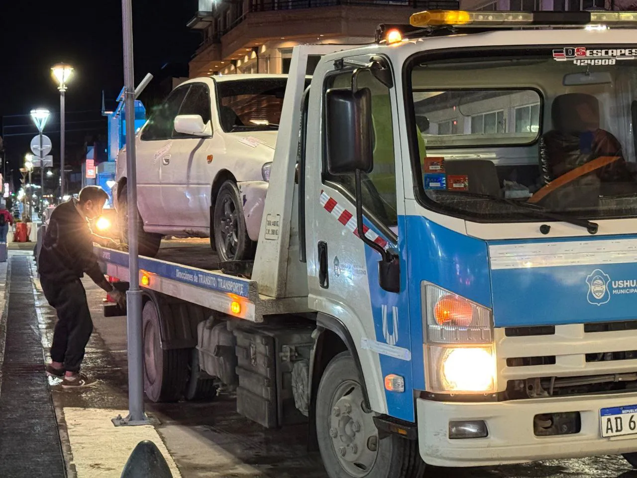 photo_4942780465002163793_y