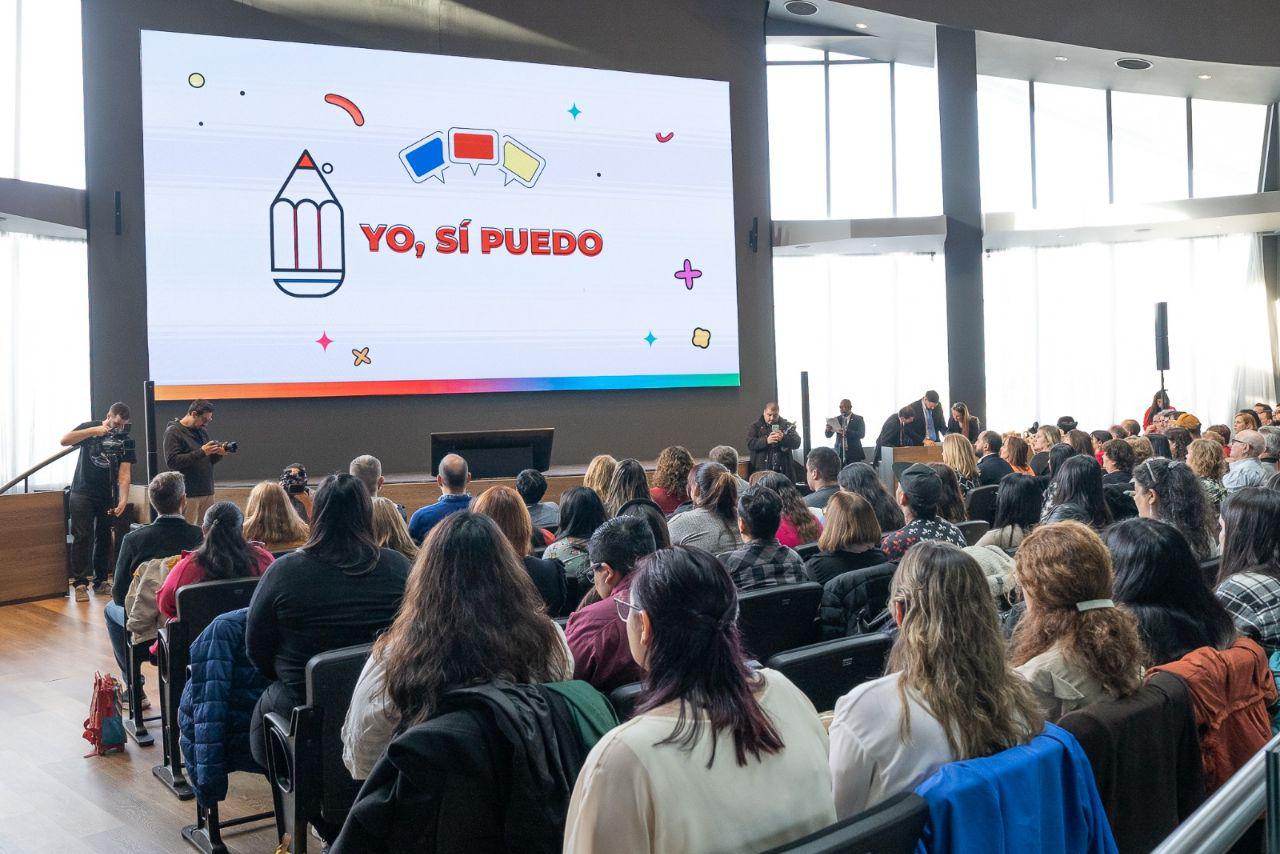 photo_5100409797739654178_y