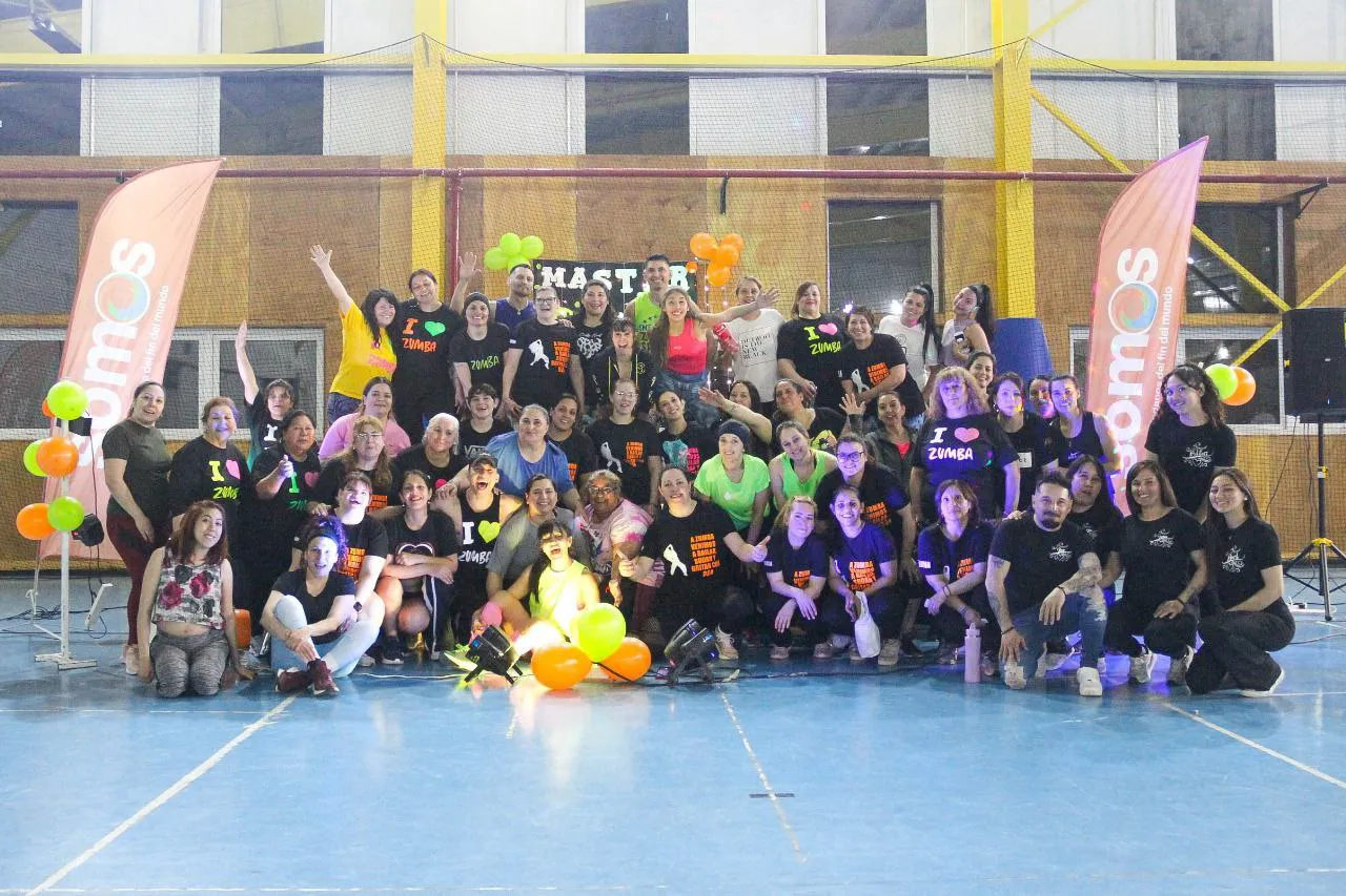 photo_4924696612580297518_y