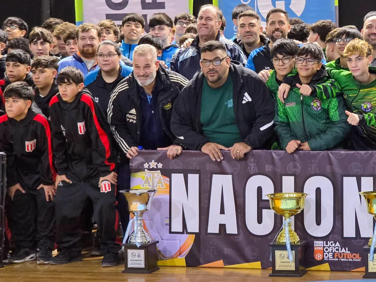 photo_5170179638792663303_y