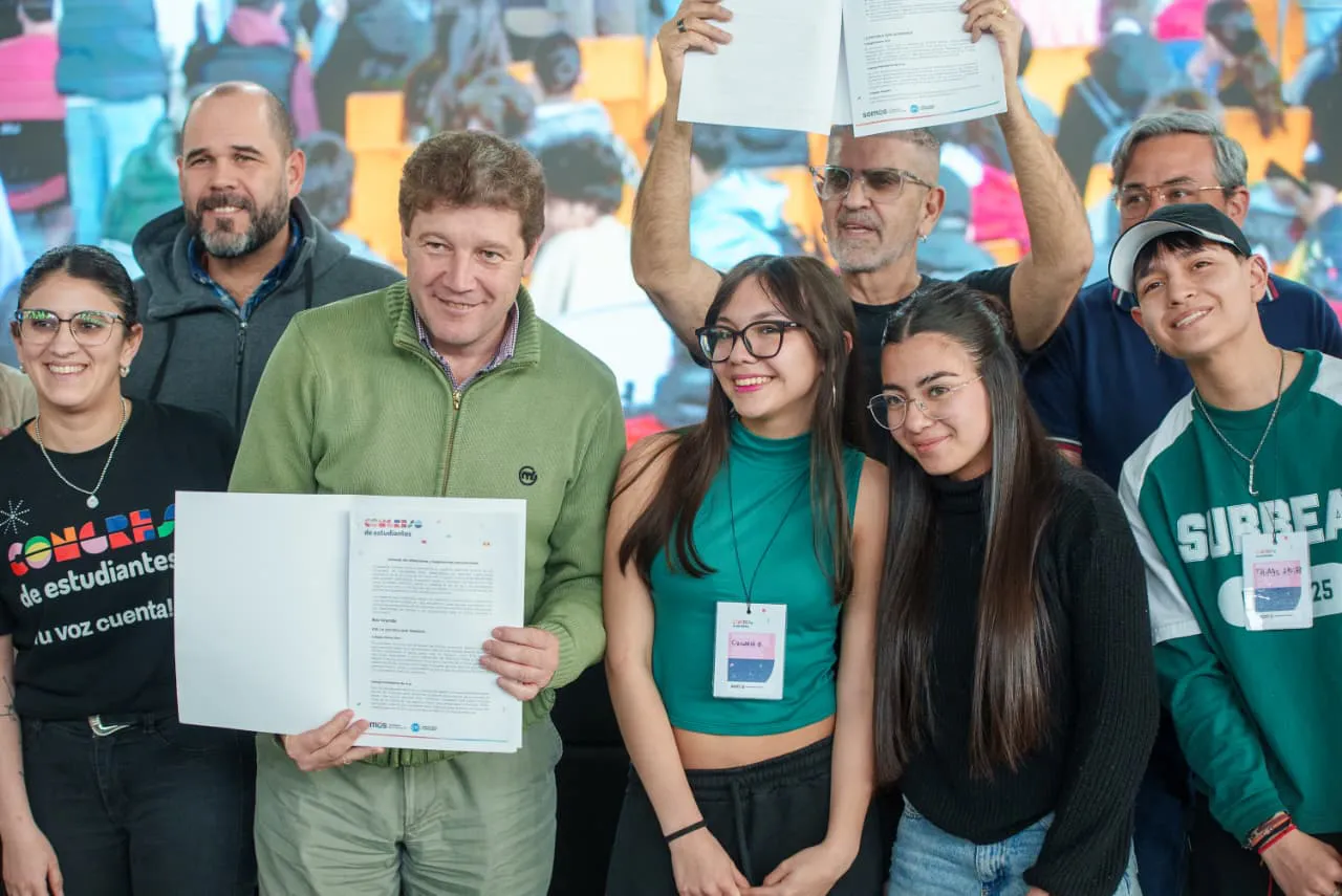 photo_5132033521684777817_y