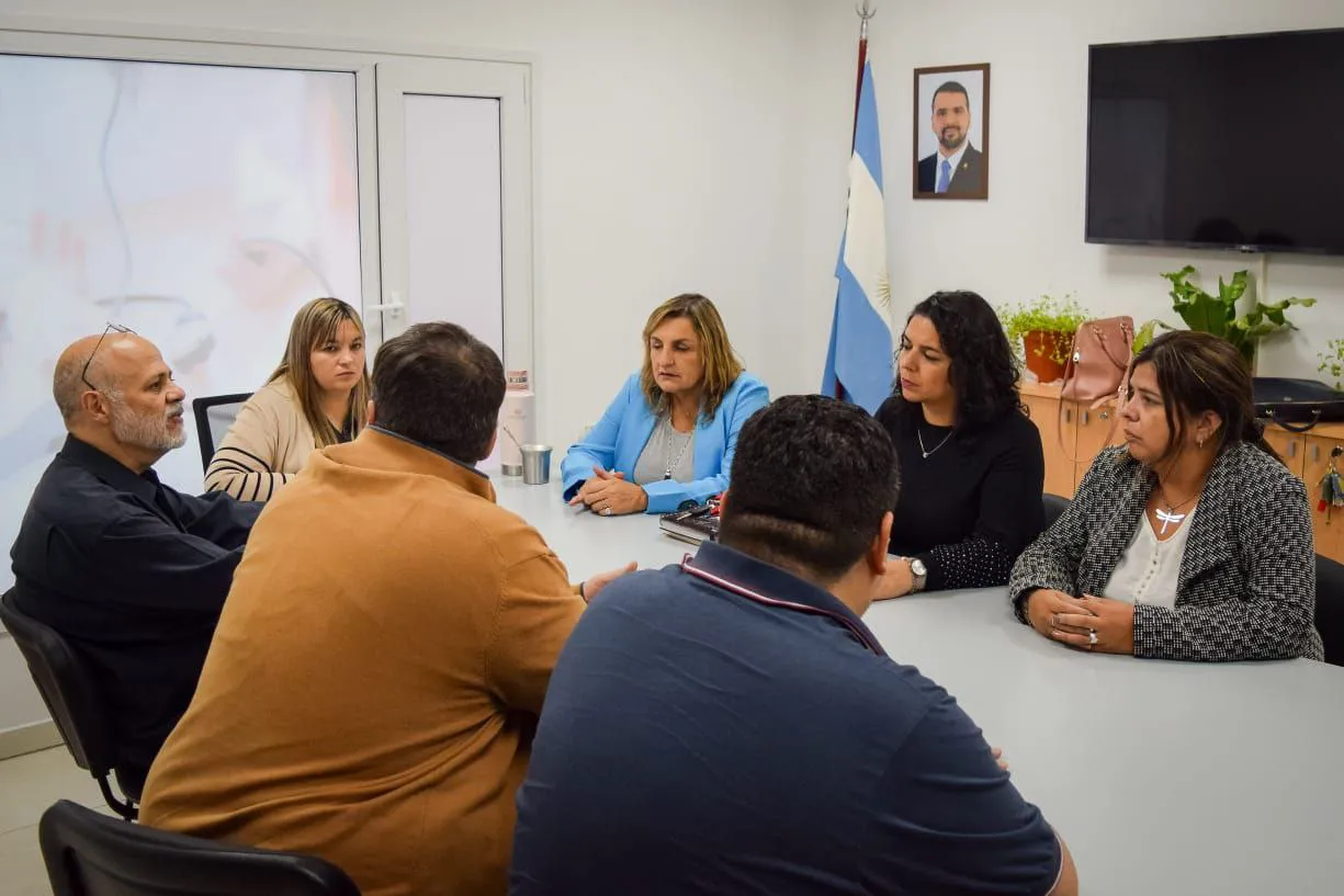 photo_5168329100593573447_y