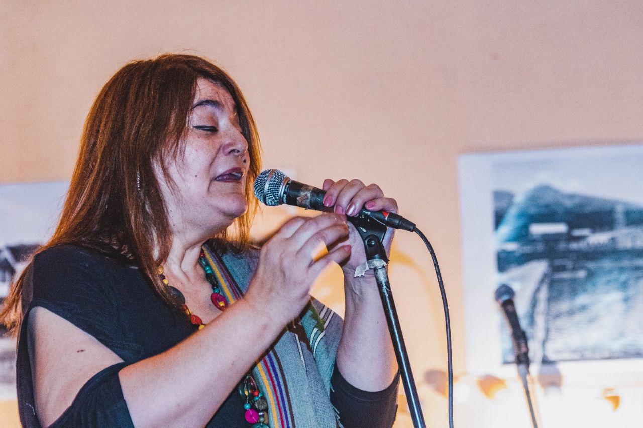 photo_4918486648212270456_y