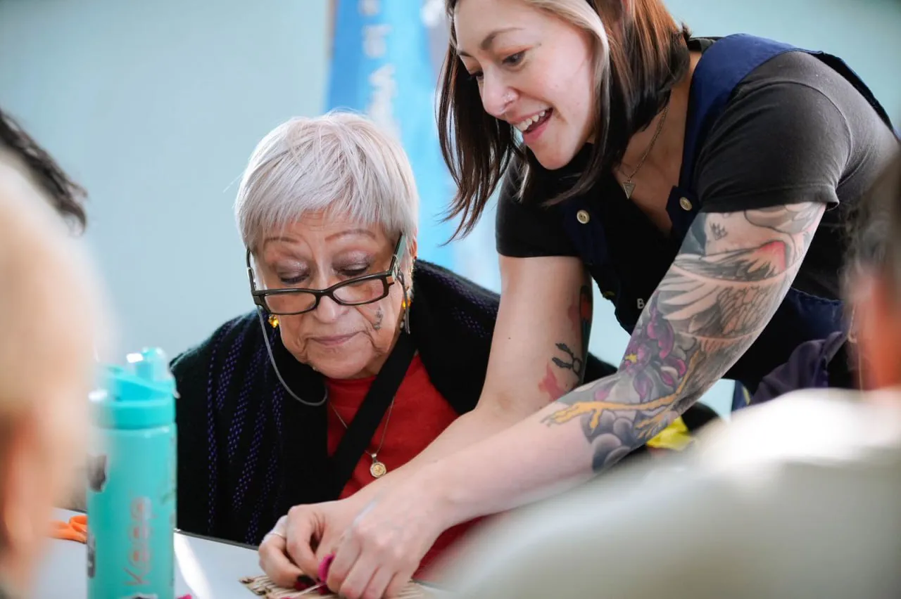 photo_5010290783890288237_y