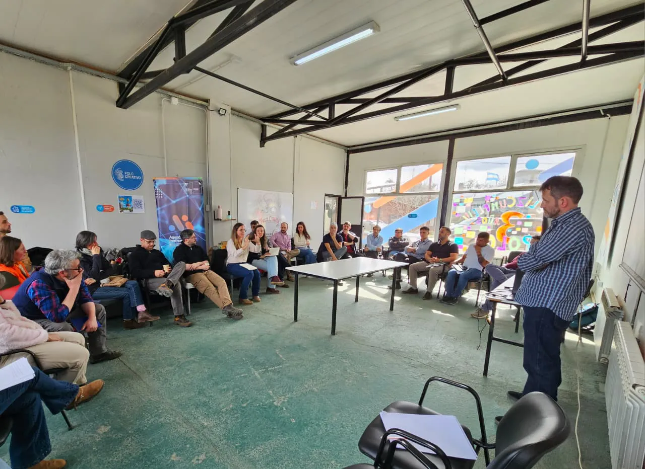 photo_5138608240441625398_y