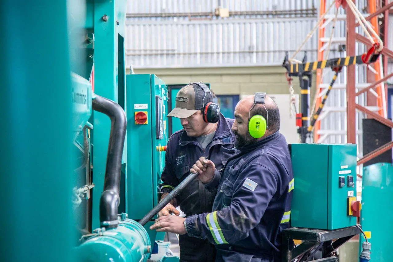 photo_4985801851031105673_y