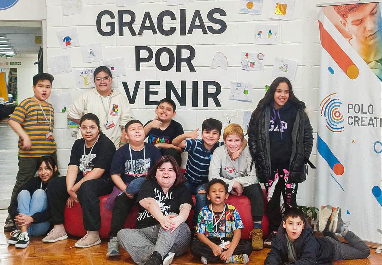 photo_5064760087419137404_y