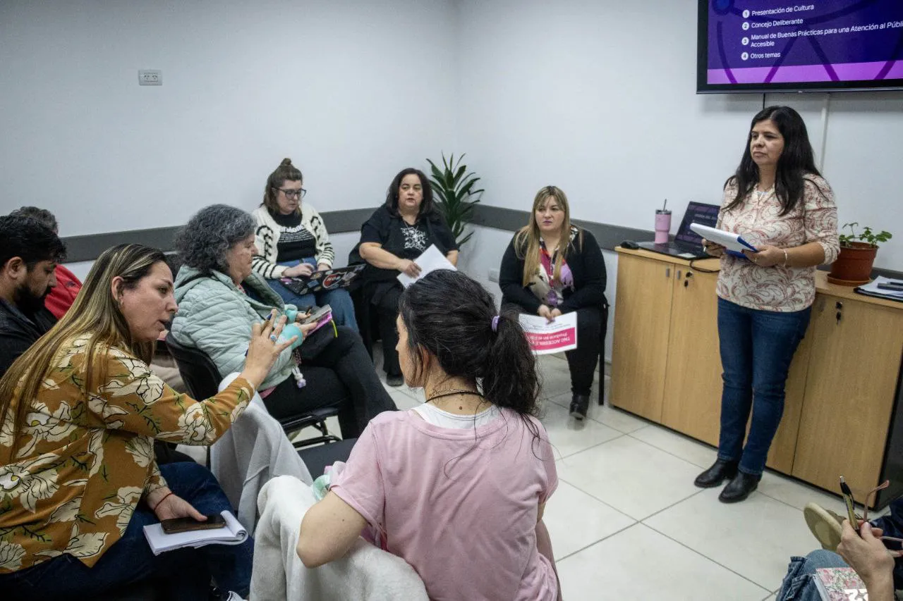 photo_5051276690428374953_y