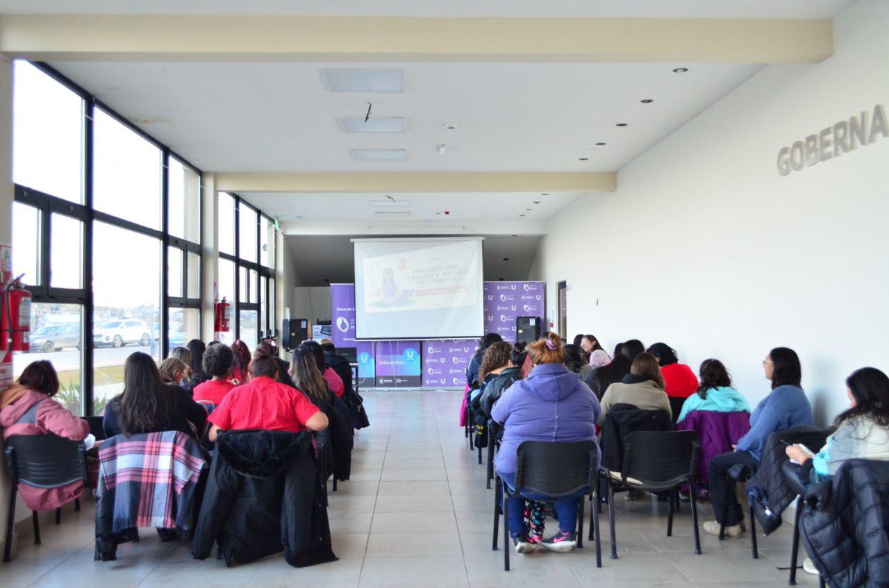 photo_5051229703486155849_y