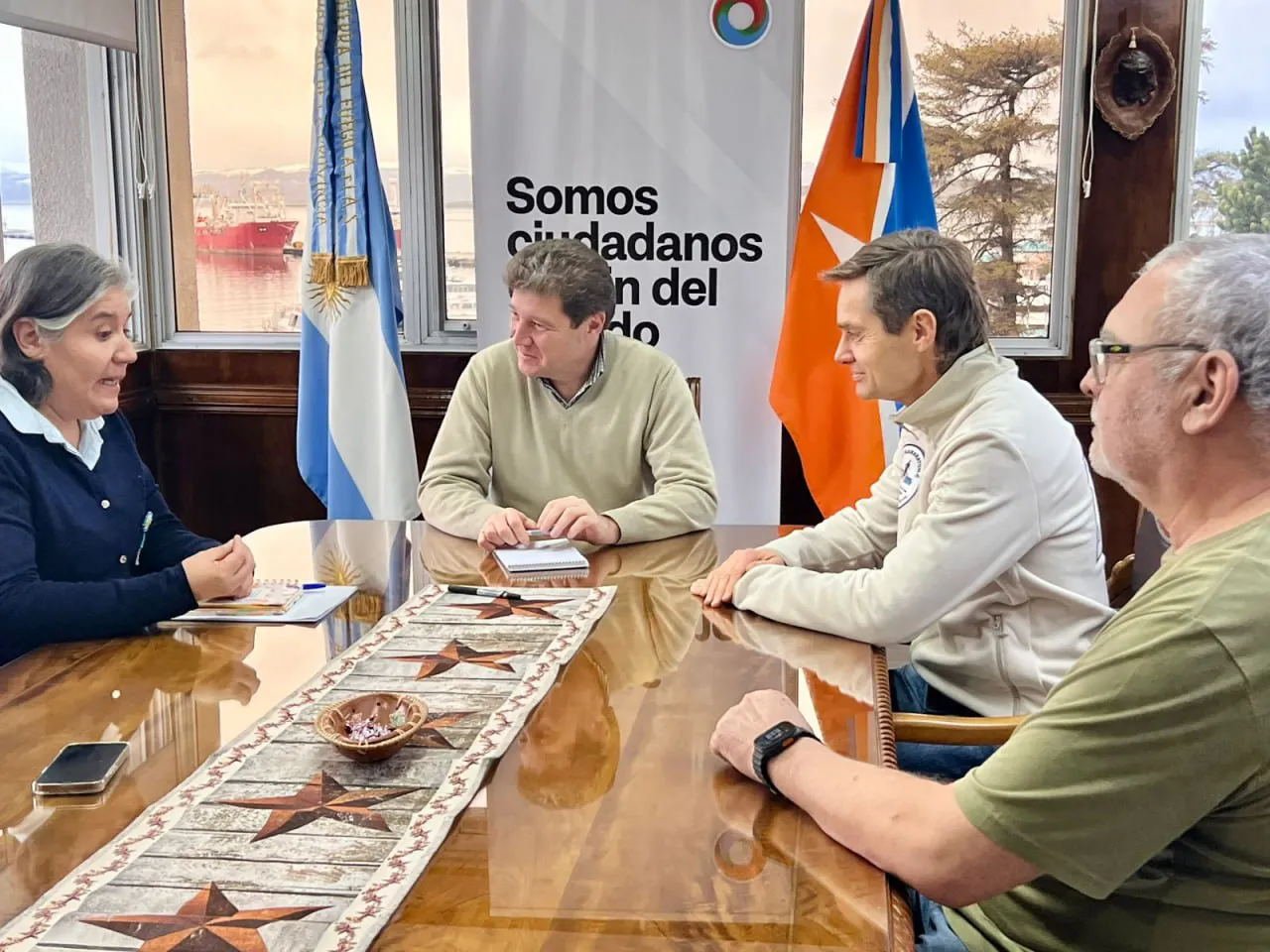 photo_4947719651622760082_y