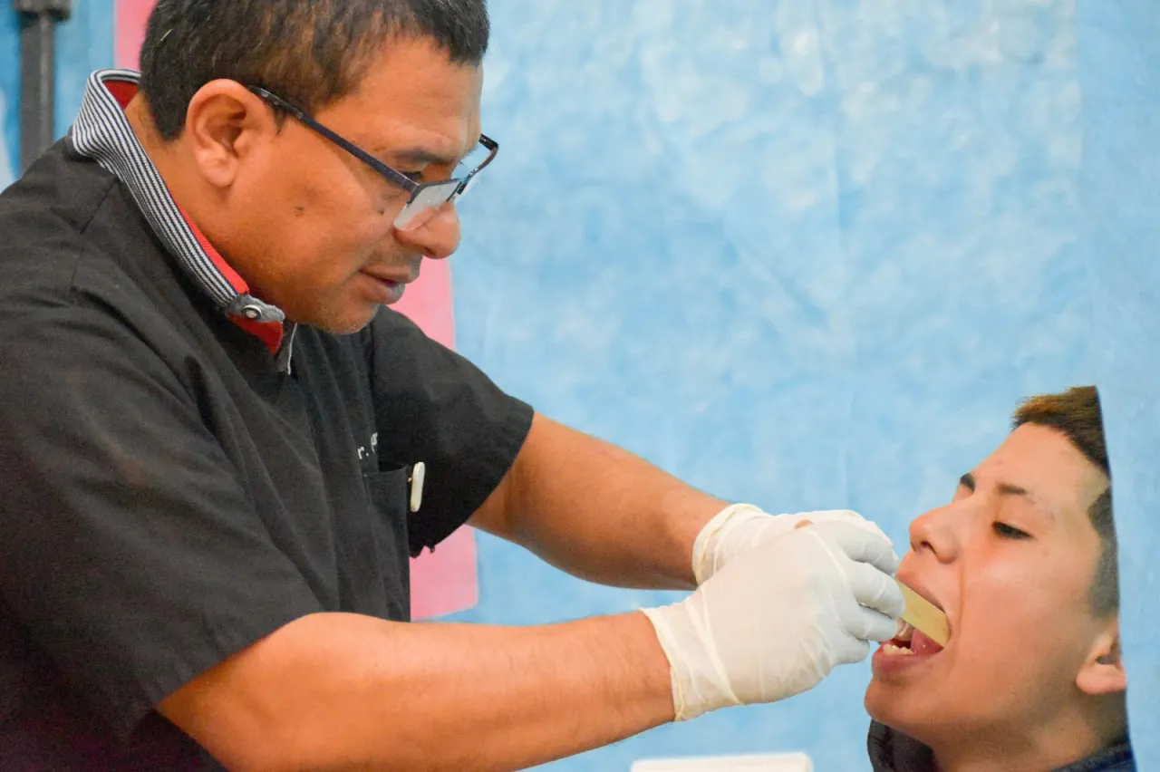 photo_4999128563319942743_y