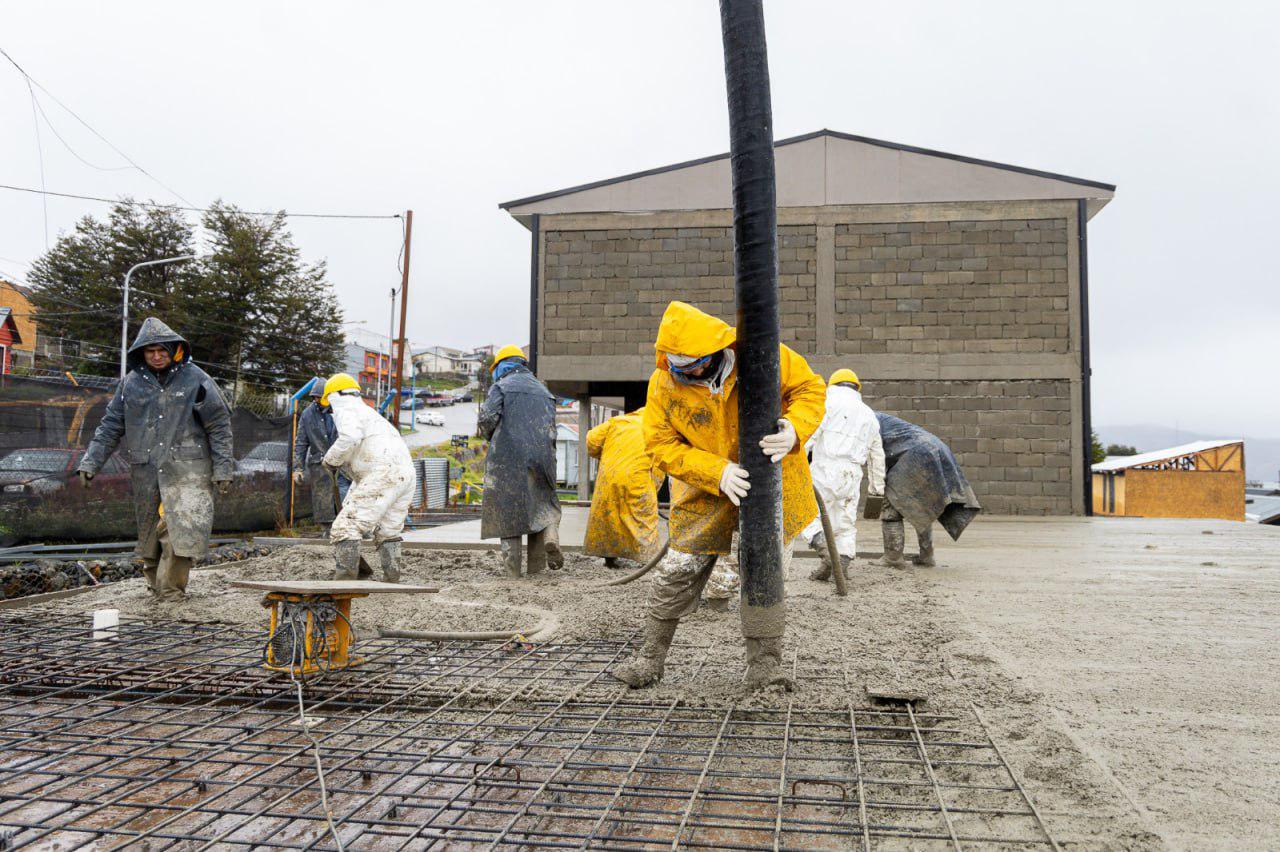 photo_5010468827464576100_y