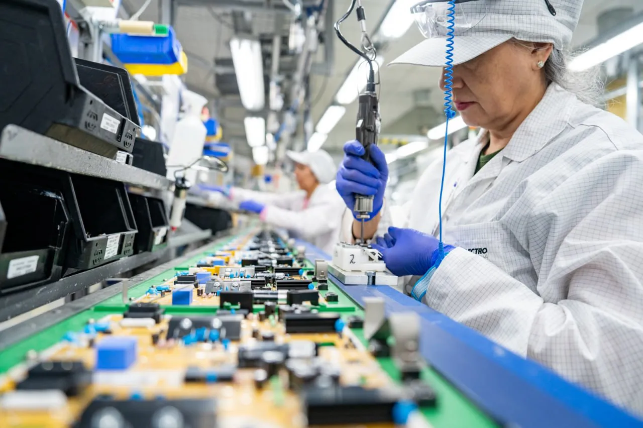 photo_4996894188188577773_y