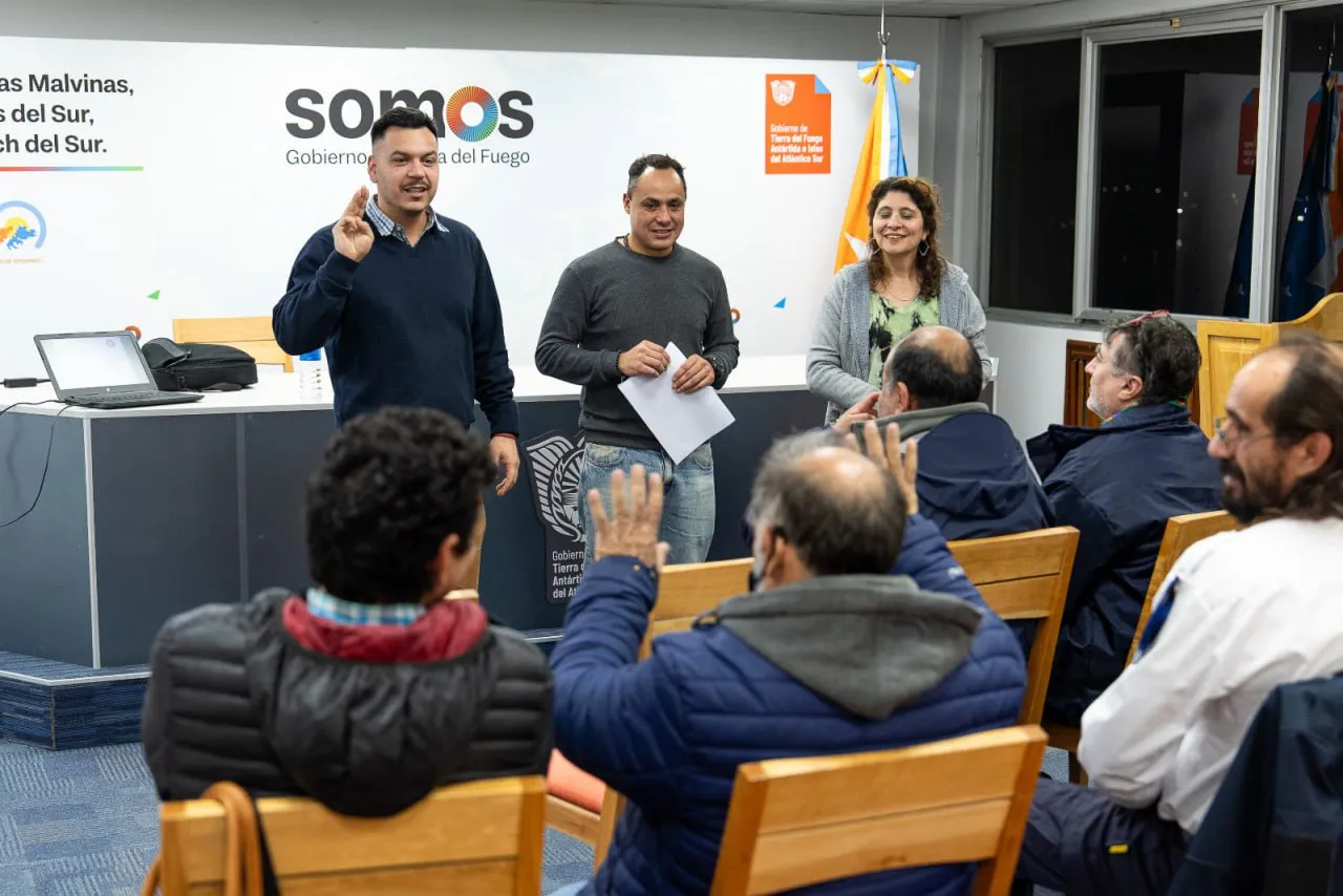 photo_5078217418253381627_y