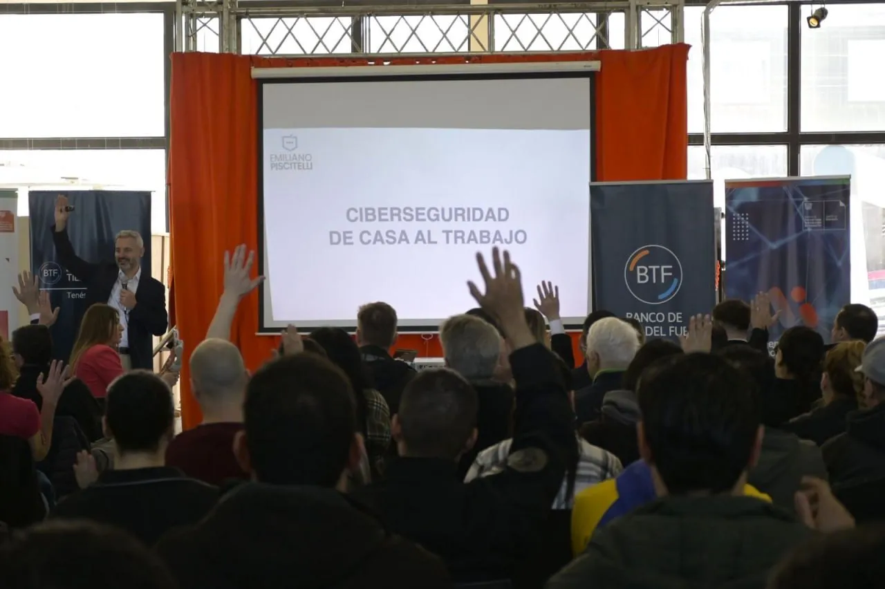 photo_5129719273046608695_y (1)