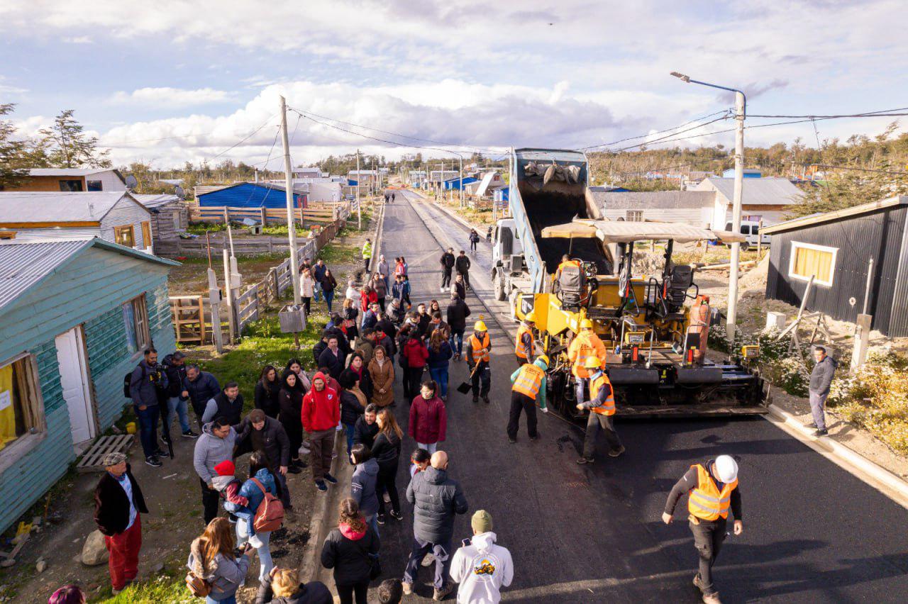 photo_5168083016147381639_y