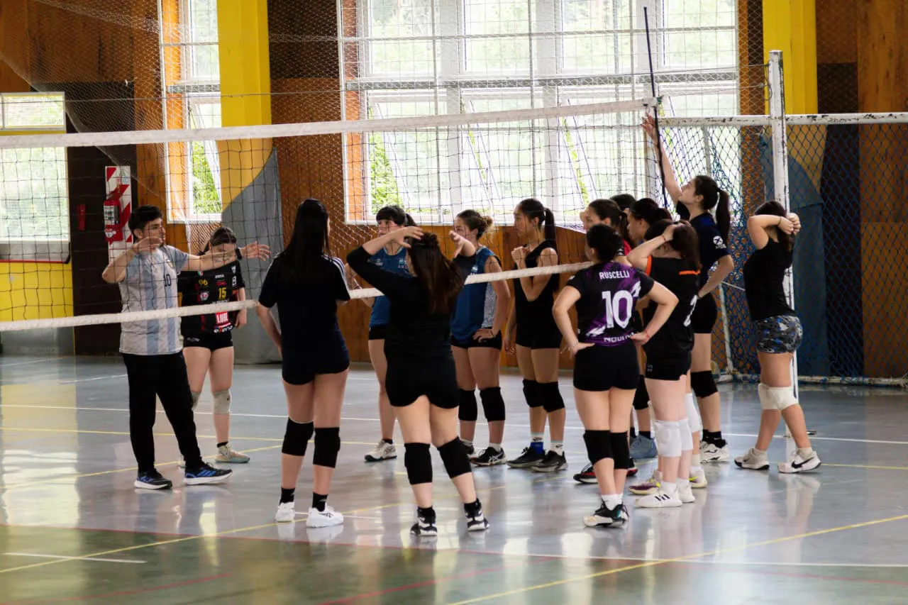 photo_4967581461598898963_y