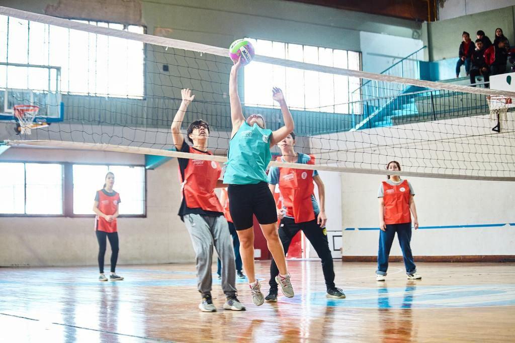 photo_4965432526248193452_y