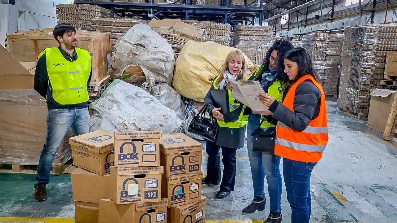 photo_5154702668306951938_y