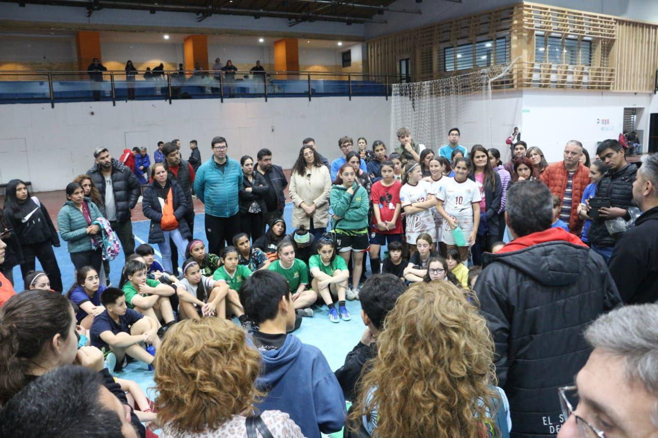 photo_4978845434235694151_y