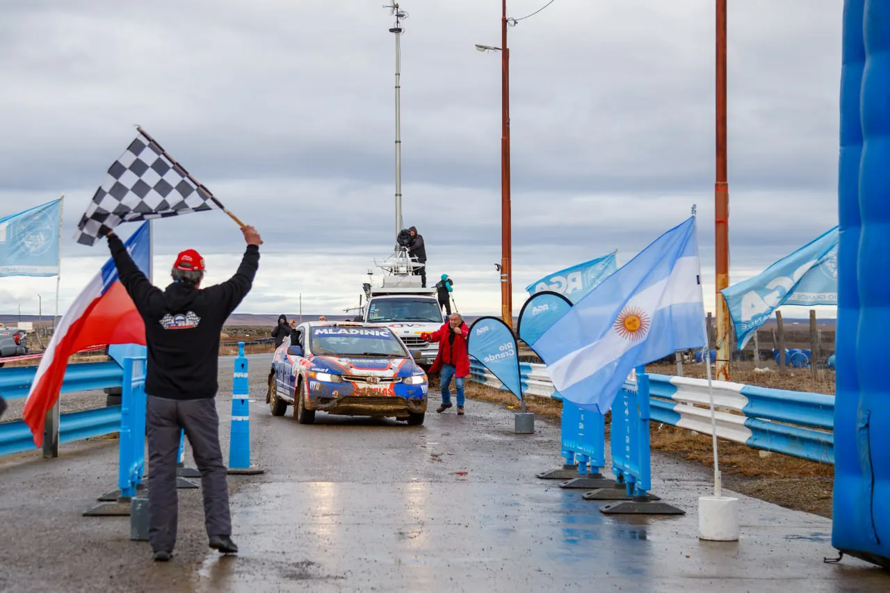 photo_4959004661013132125_y