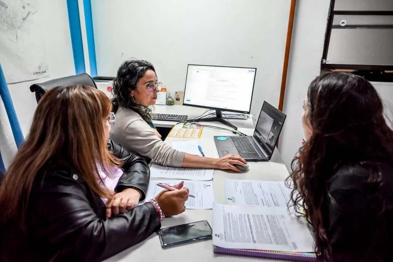 photo_5005973727577484721_y