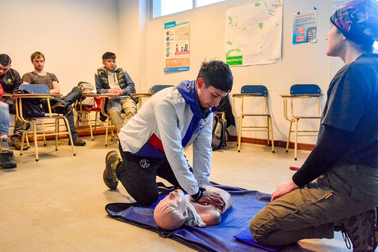 photo_4909124259457117190_y