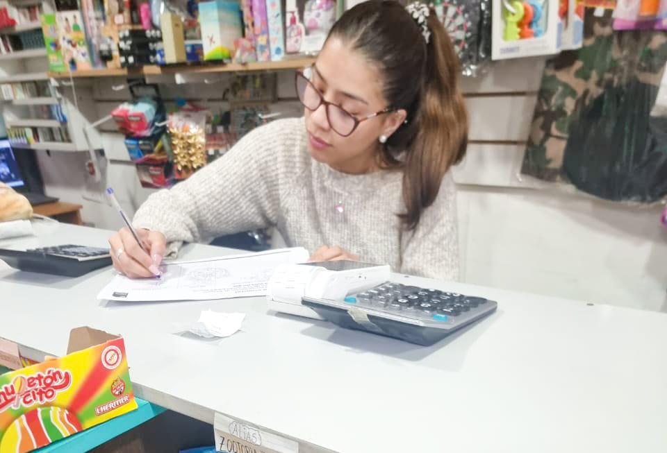 photo_5073588272436980833_y