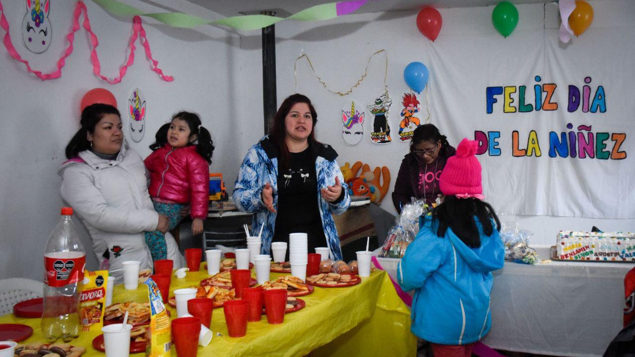 photo_5125440188535909303_y