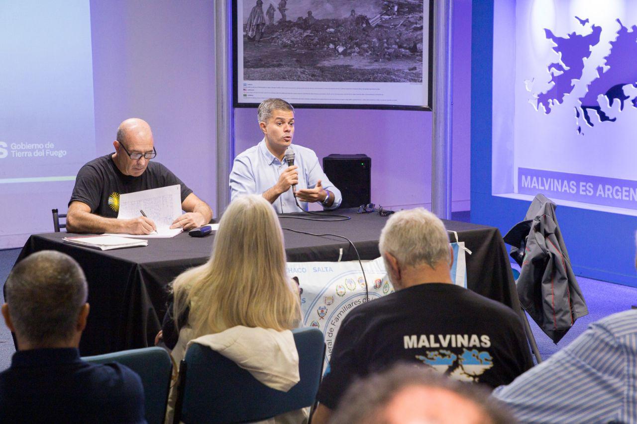 photo_4985612430088449232_y