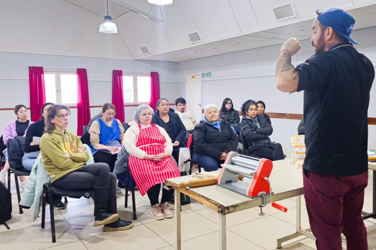 photo_5048777990124711274_y