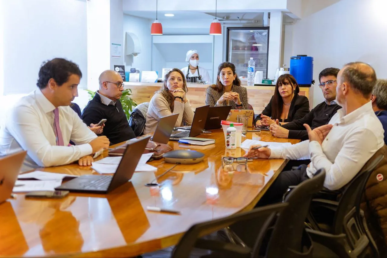 photo_5139156870970322376_y