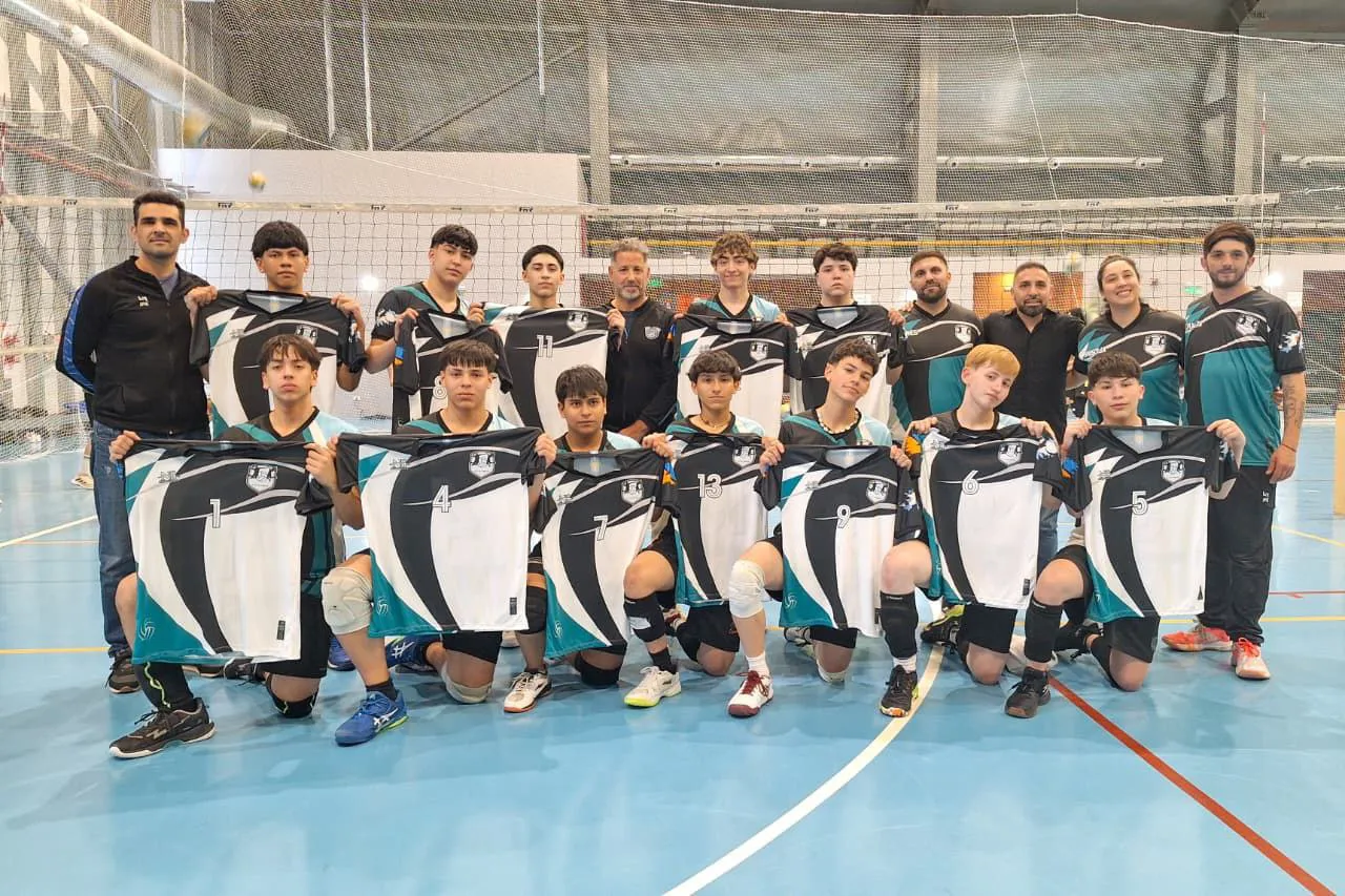 photo_4945172547041430277_y