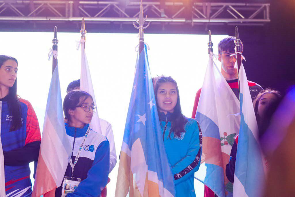 photo_4942879081746247000_y