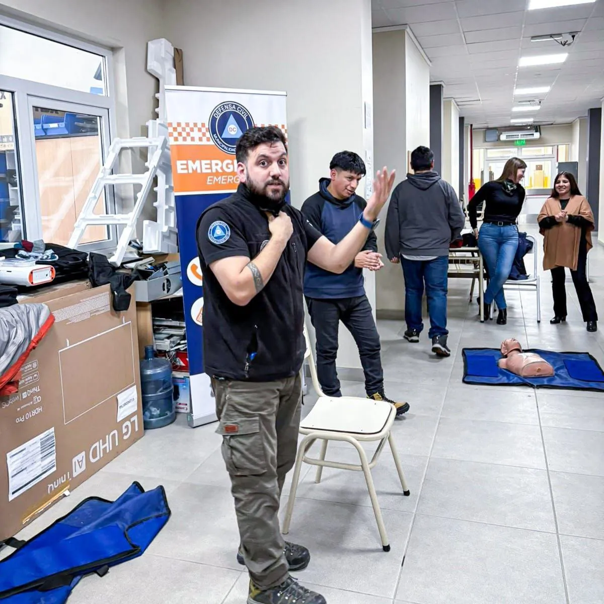 photo_5116624806815576142_y