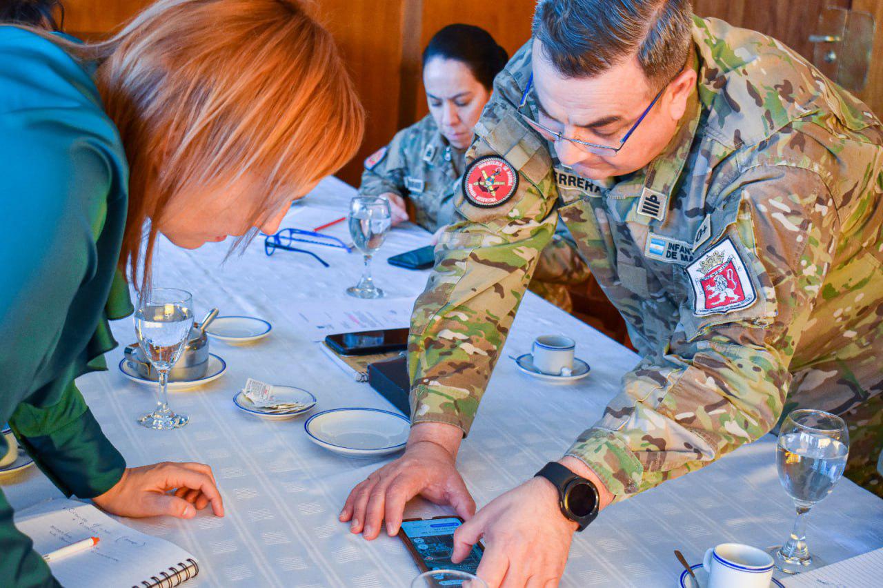 photo_4954237135645420509_y