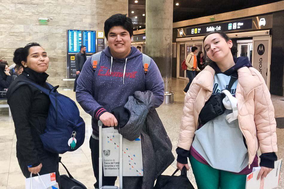 photo_5111635240228596419_y