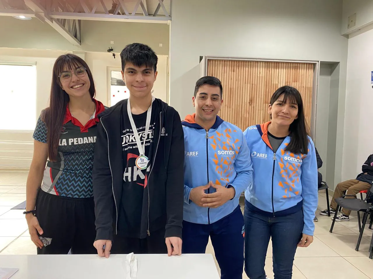 photo_5089503930886065007_y (1)